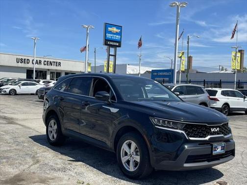 2023 Kia Sorento LX