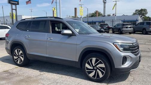 2024 Volkswagen Atlas 2.0T SE w/Technology 4MOTION