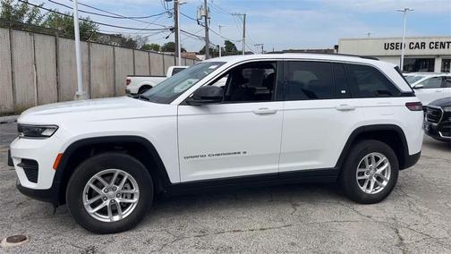 2023 Jeep Grand Cherokee Laredo