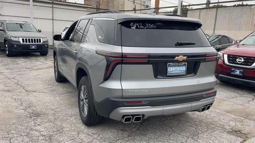 2025 Chevrolet Traverse LT