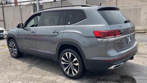 2022 Volkswagen Atlas 3.6L SE w/Technology