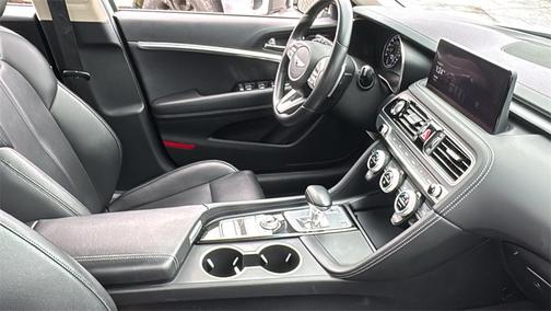 2023 Genesis G70 2.0T AWD