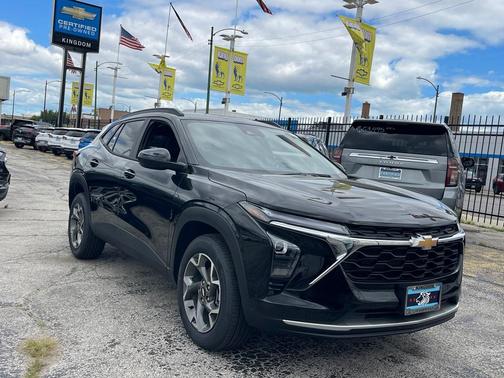 2025 Chevrolet Trax LT