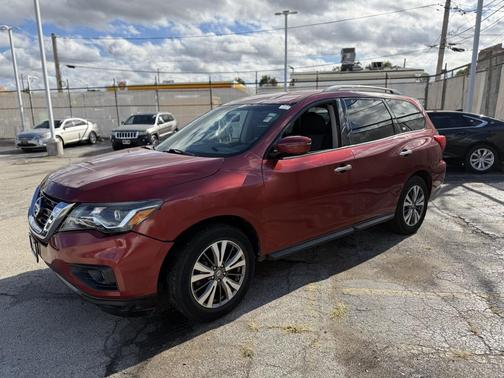 2017 Nissan Pathfinder SV