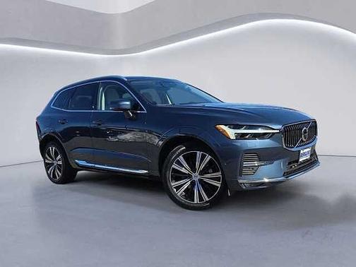 2023 Volvo XC60 Plus