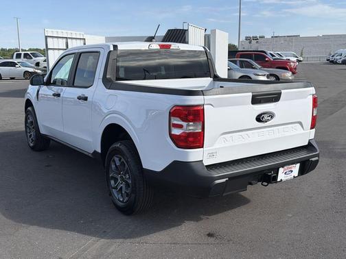 Oxford White 2026 Ford Maverick XLT