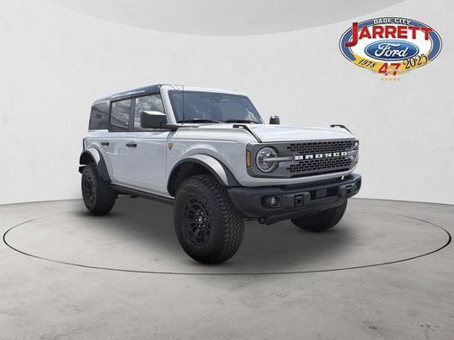 Avalanche Gray 2026 Ford Bronco Badlands