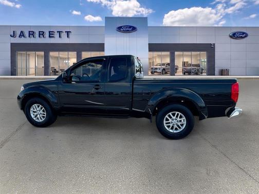 Magnetic Black 2017 Nissan Frontier SV-I4