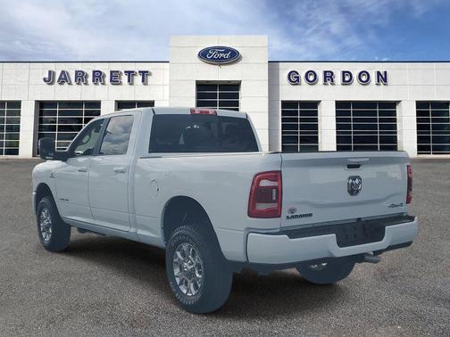 Bright White Clearcoat 2024 RAM 2500 Laramie