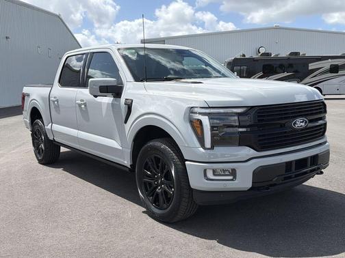 Avalanche 2026 Ford F-150 Platinum