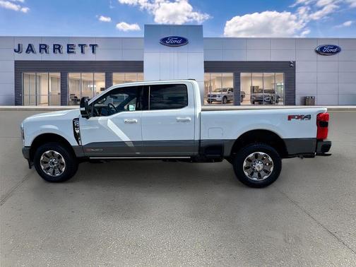 Star White 2026 Ford F-250 King Ranch