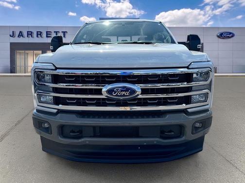 Star White 2026 Ford F-250 King Ranch