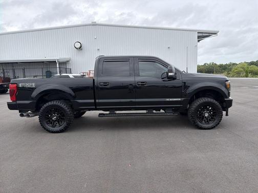 Black Metallic 2022 Ford F-250 Lariat