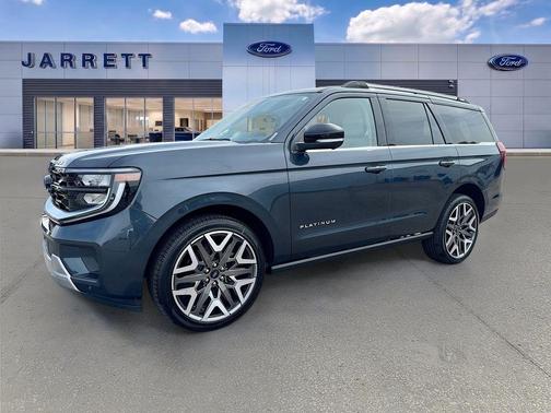 Dark Matter Gray Metallic 2026 Ford Expedition Platinum
