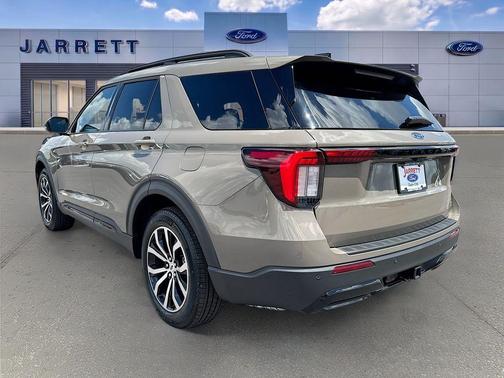 Gray 2026 Ford Explorer ST-Line