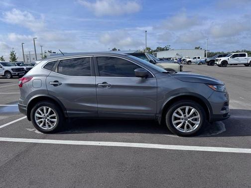Gun Metallic 2021 Nissan Rogue Sport S