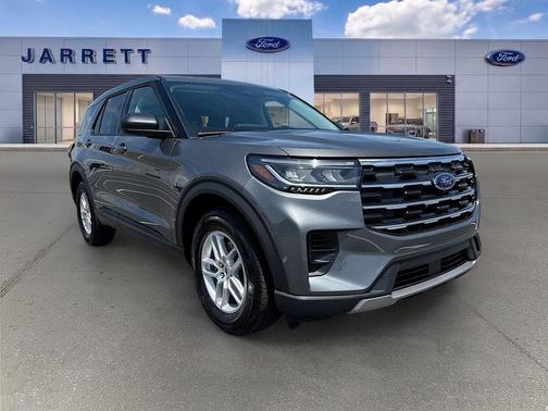 Carbonized Gray Metallic 2026 Ford Explorer Active