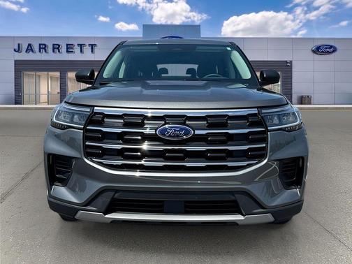 Carbonized Gray Metallic 2026 Ford Explorer Active