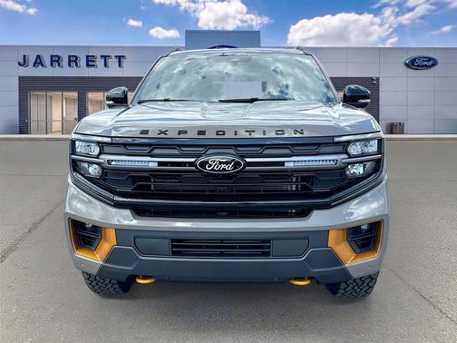 Gray 2026 Ford Expedition Tremor