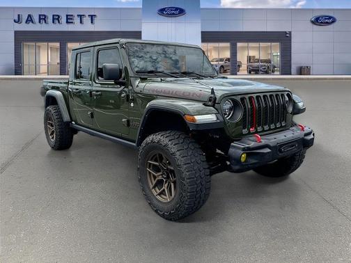 Sarge Green Clearcoat 2022 Jeep Gladiator Rubicon