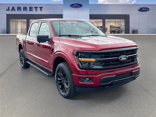 Ruby Red Metallic Tinted Clearcoat 2026 Ford F-150 XLT