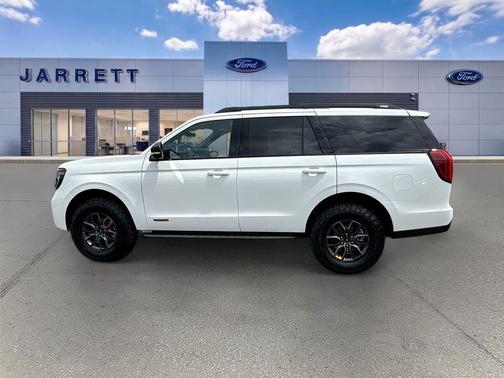 Star White 2026 Ford Expedition Tremor