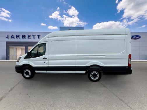 Oxford White 2026 Ford Transit-350 Base