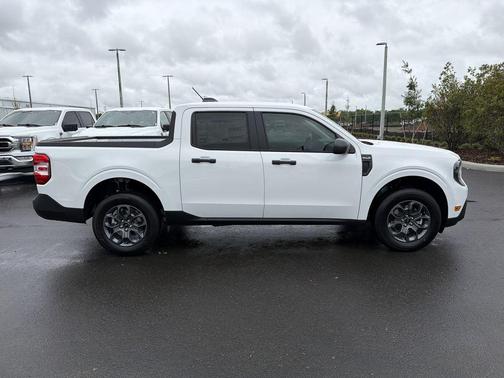 Oxford White 2026 Ford Maverick XLT