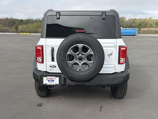 Oxford White 2026 Ford Bronco Big Bend