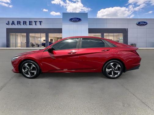 Red 2023 Hyundai ELANTRA SEL