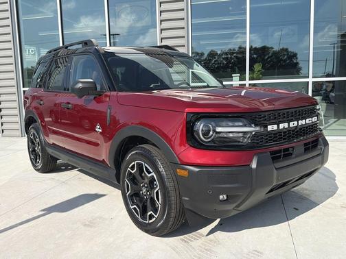 Ruby Red Metallic Tinted Clearcoat 2026 Ford Bronco Sport Outer Banks