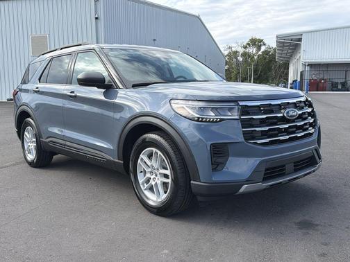 Vapor Blue Metallic 2026 Ford Explorer Active