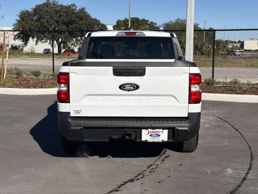 Oxford White 2026 Ford Maverick XLT