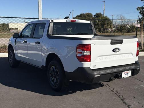 Oxford White 2026 Ford Maverick XLT