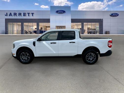 Oxford White 2026 Ford Maverick XLT