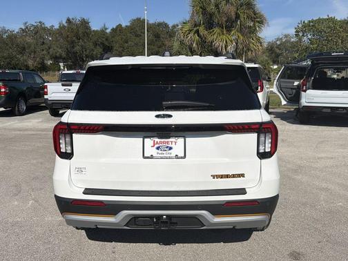 Star White 2026 Ford Explorer Tremor