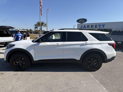 Star White 2026 Ford Explorer Tremor