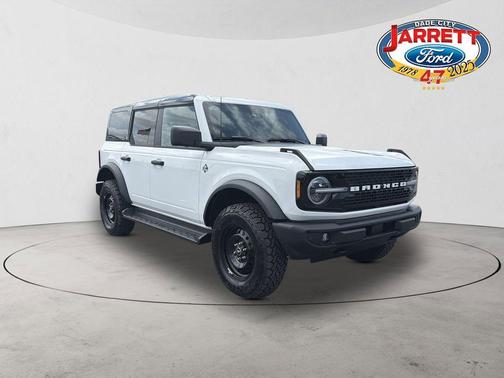 Oxford White 2026 Ford Bronco Outer Banks