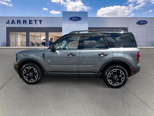 Carbonized Gray Metallic 2026 Ford Bronco Sport Outer Banks