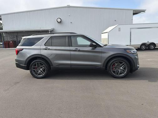 Carbonized Gray Metallic 2026 Ford Explorer ST