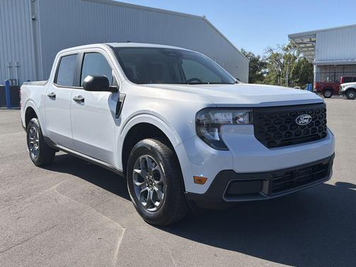 Space White Metallic 2026 Ford Maverick XLT