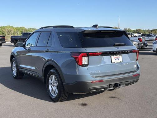 Vapor Blue Metallic 2026 Ford Explorer Active