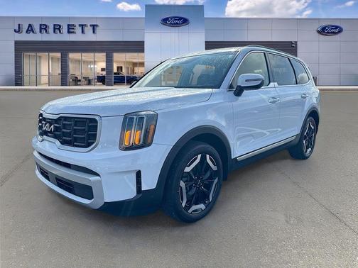 Glacial White Pearl 2024 Kia Telluride S