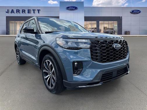 Vapor Blue Metallic 2026 Ford Explorer ST-Line