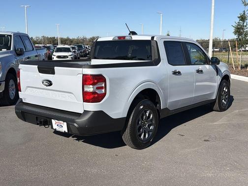 Space White Metallic 2026 Ford Maverick XLT