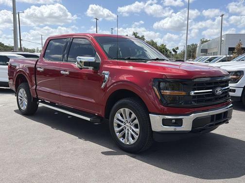Rapid Red Metallic Tinted Clearcoat 2024 Ford F-150 XLT