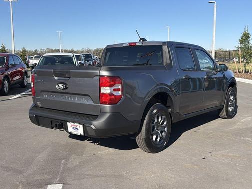 Carbonized Gray Metallic 2026 Ford Maverick XLT