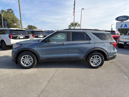 Vapor Blue Metallic 2026 Ford Explorer Active