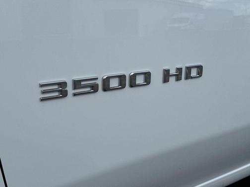 Summit White 2025 Chevrolet Silverado 3500 WT