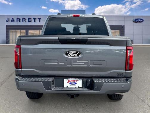 Carbonized Gray Metallic 2026 Ford F-150 XLT